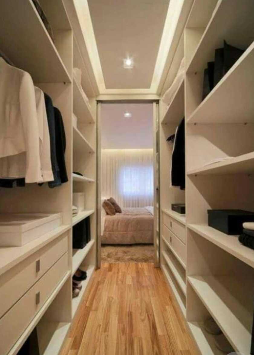 П-образная гардеробная комната в спальню Астрахань
